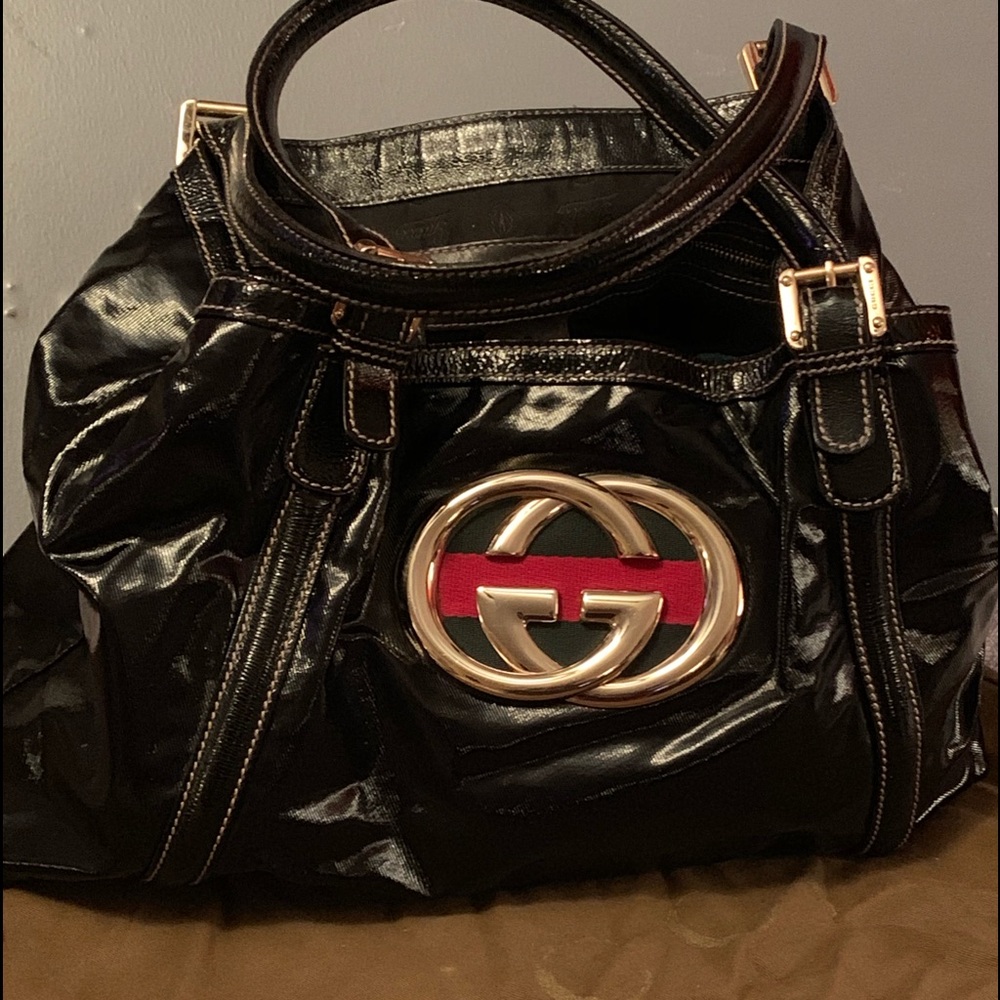 Vintage Gucci GG shoulder bag in patent leather